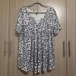 Leopard Print Women's Top